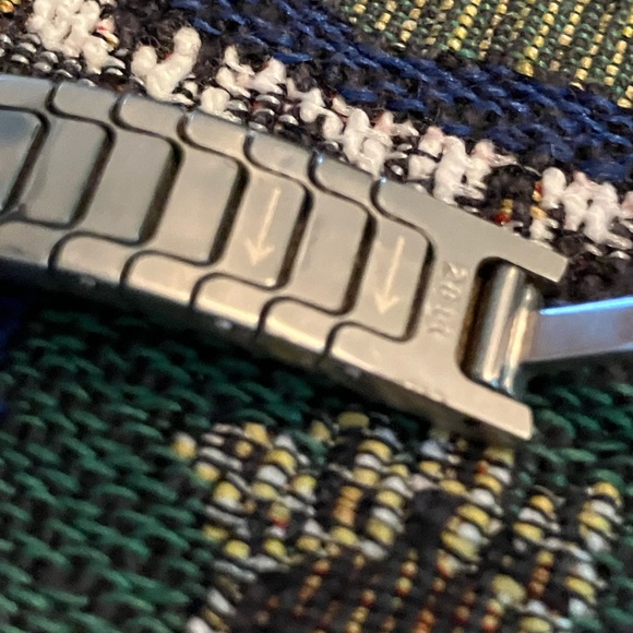 Ebel Diamond Sport Wave 18K Gold and Stainless Steel Watch Mother of Pearl Dial - Picture 8 of 12